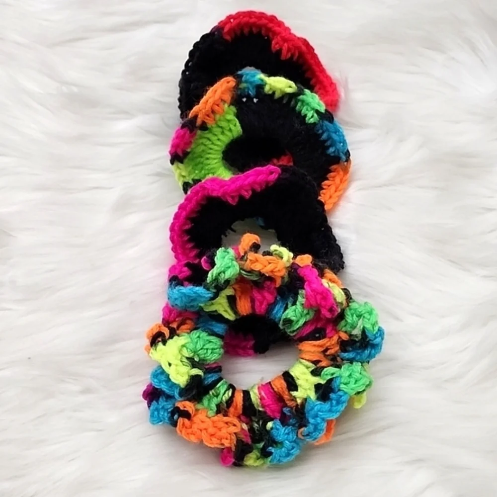 Handmade Textured Crocheted Scrunchies Ponytail Holder Hair Tie Set Of 4 - New